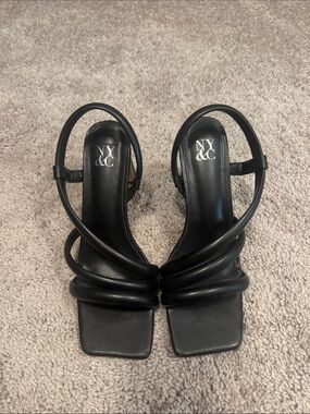 New York & Company Black Strappy Square-Toe Mid-Heel Sandals